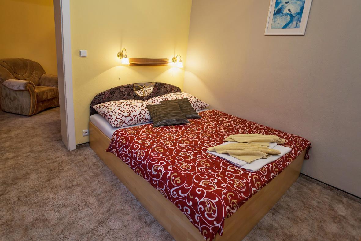 Hotel Central Kremnica Ngoại thất bức ảnh